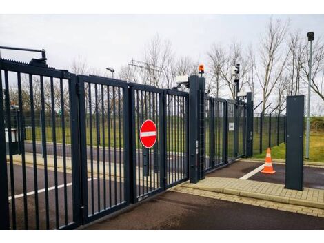 Fabricação de Portões Comerciais na Parada Inglesa