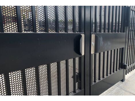 Fabricação de Portões Manuais no Largo da Pólvora